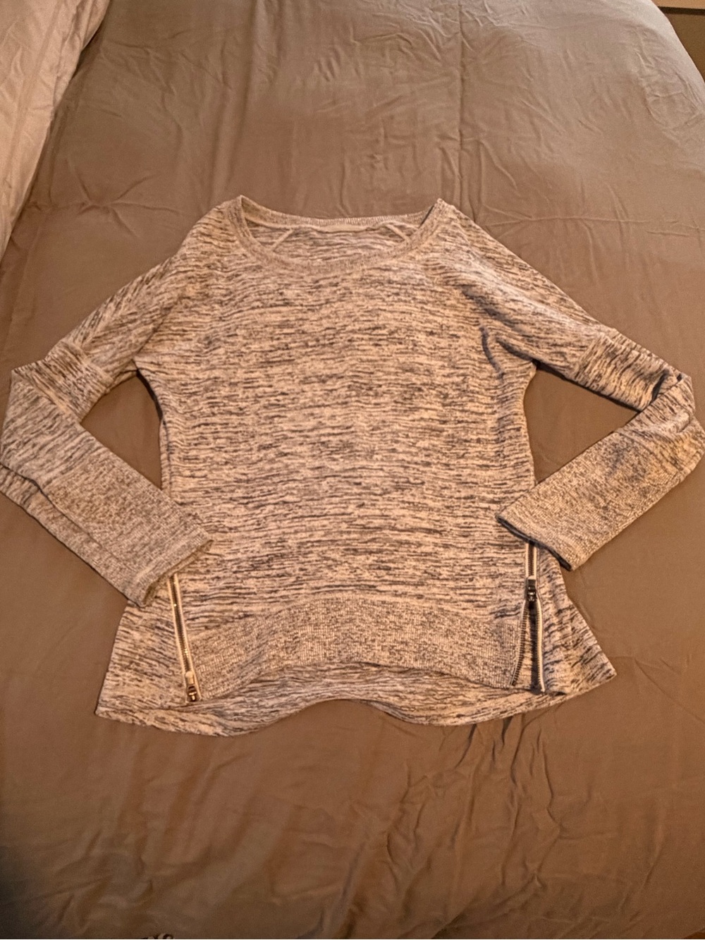 Athleta sweatshirt
